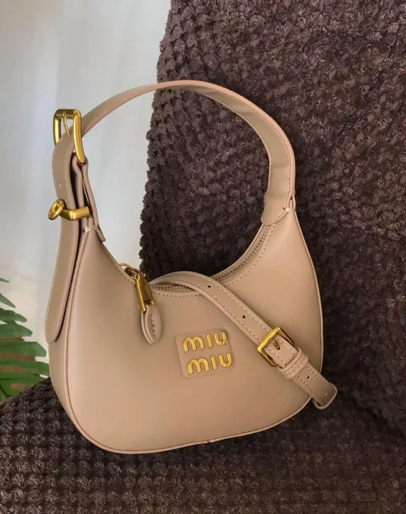 شنطة ميوميو بيج جلد