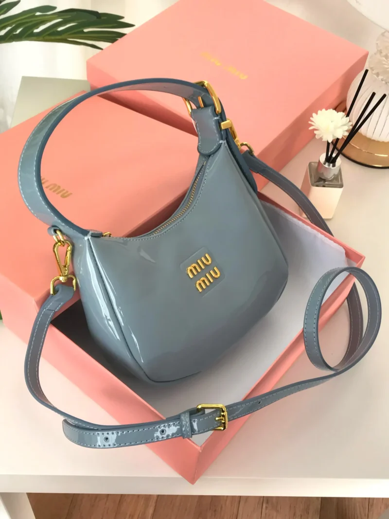 شنطة ميو ميو ترند