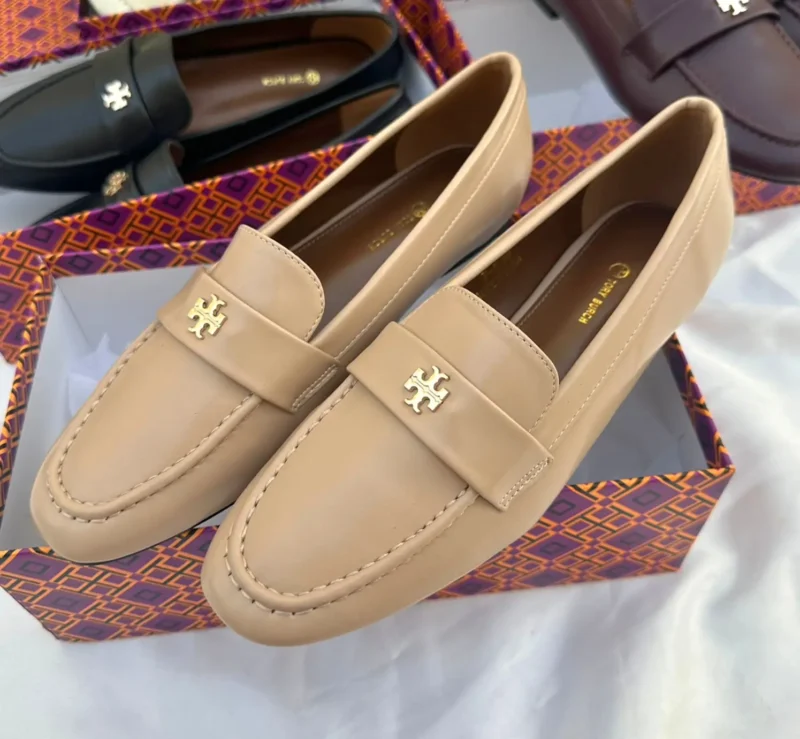 فلات رسمي نسائي