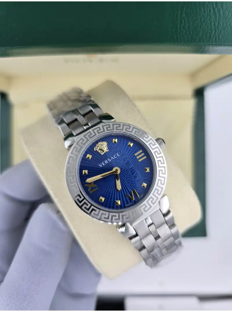 ساعه يد نسائي فضي