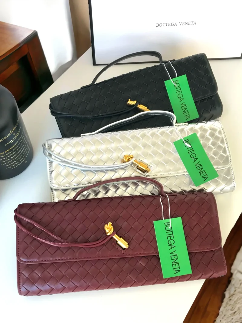 شنط بوتيغا كلاتش فينيتا