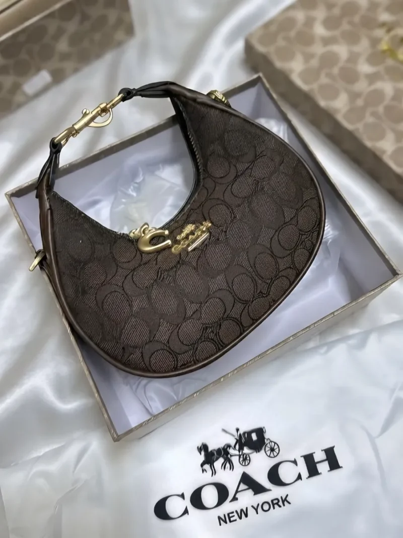 شنطة كوتش هلال