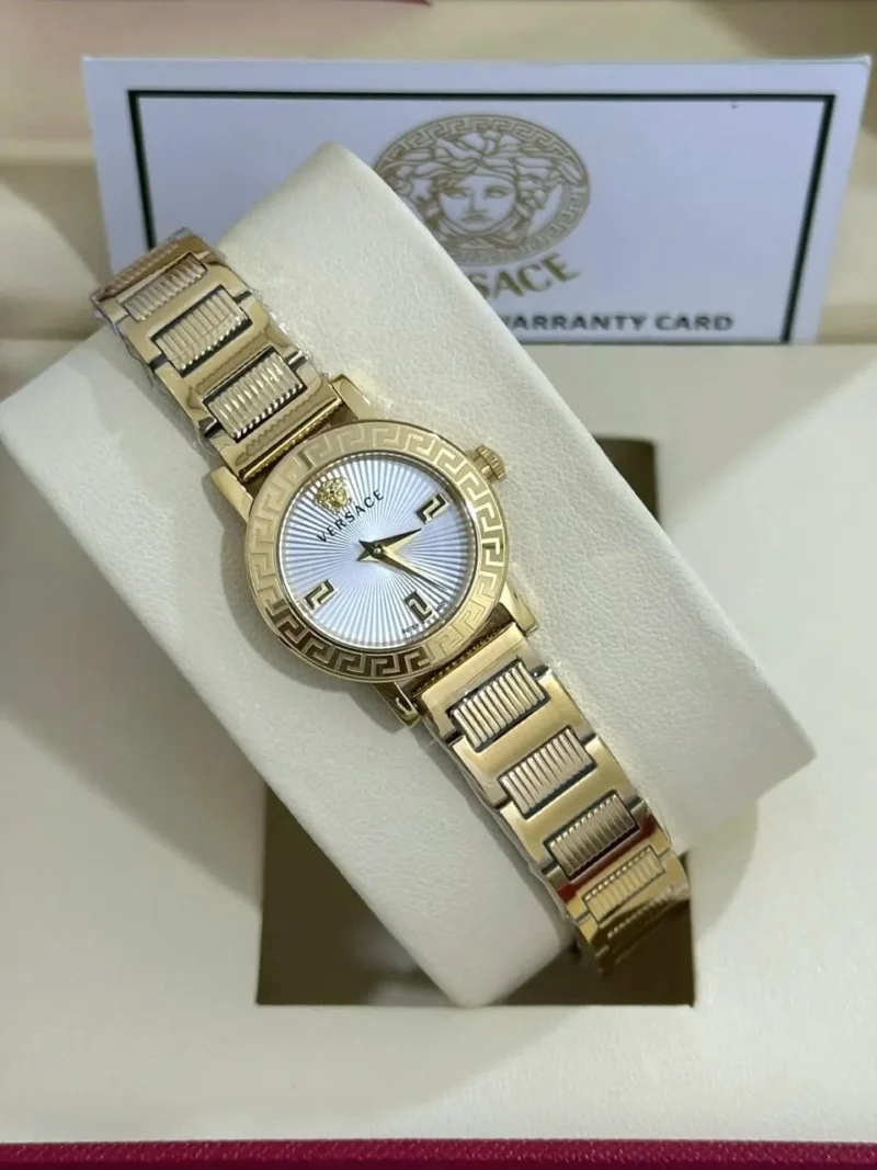 ساعة نسائية ذهبية ماركة فرزاتشي