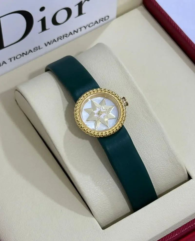 ساعة ديور ميني