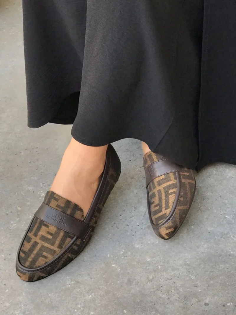 لوفر شوز فندي