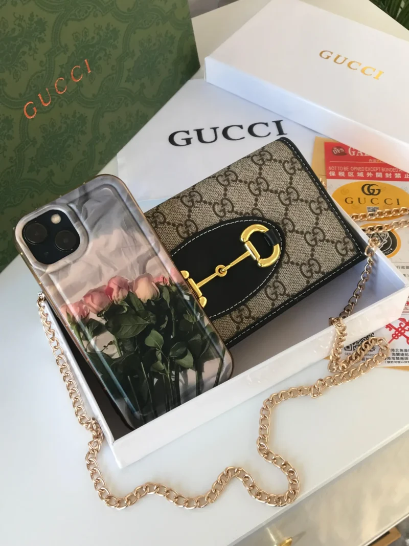 شنطة قوتشي كتف ميني