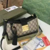 شنط قوتشي كلاسيك