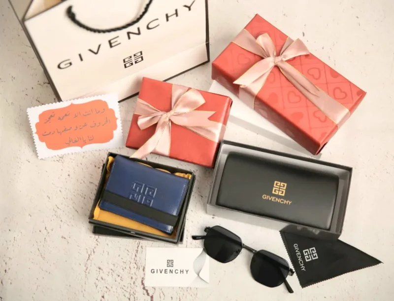 طقم نظارة ومحفظة جيفنشي