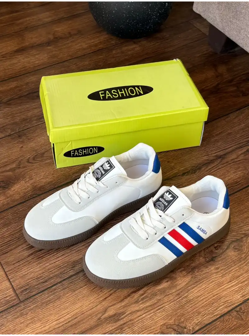 شوز اديداس هبه