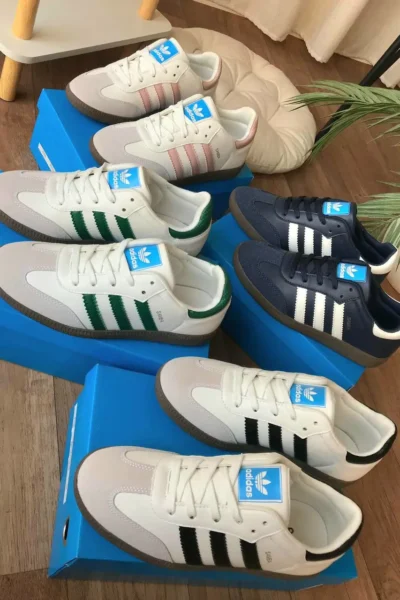 شوزات اديداس نسائي