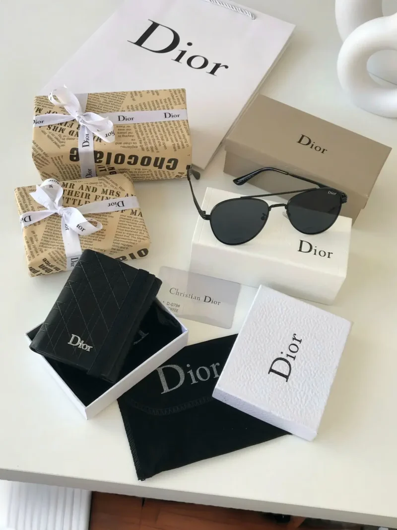 طقم رجالي نظاره و محفظه