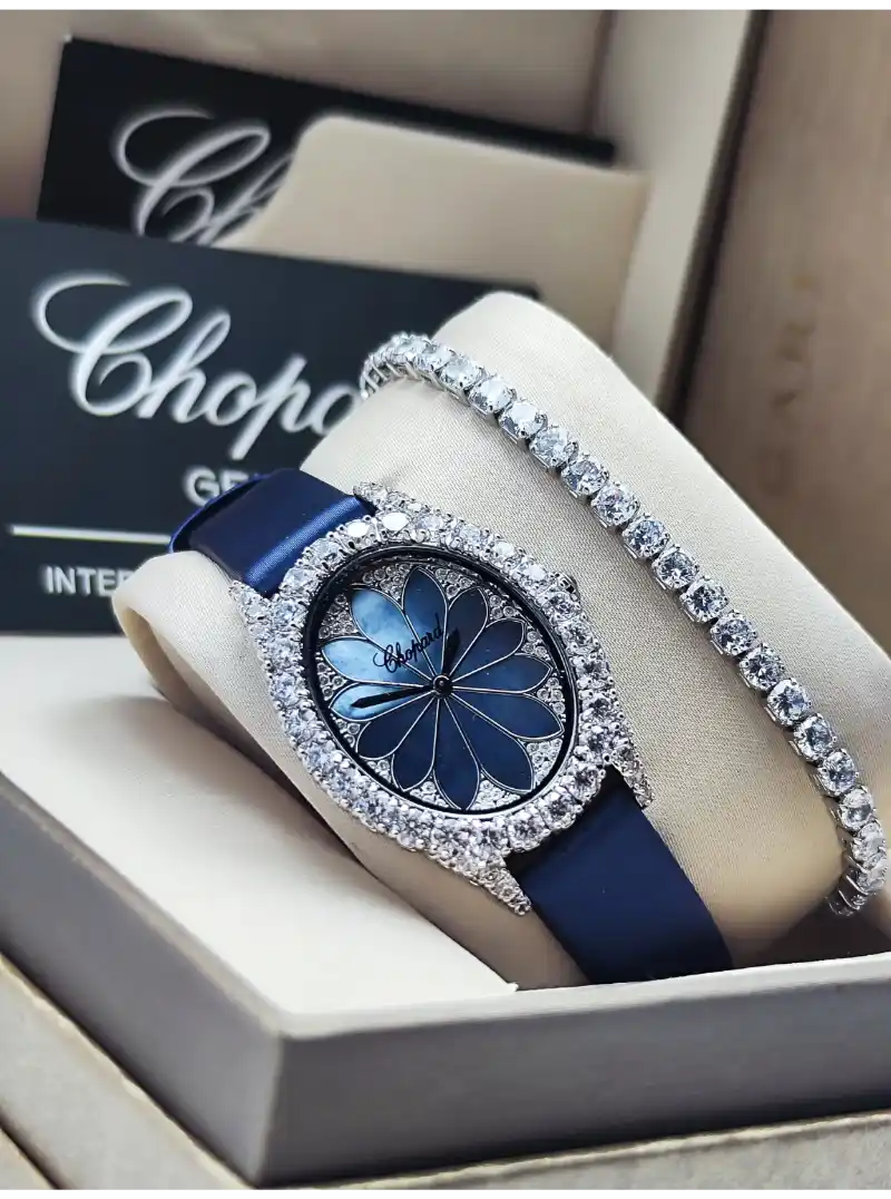 ساعة جلد ازرق نسائي