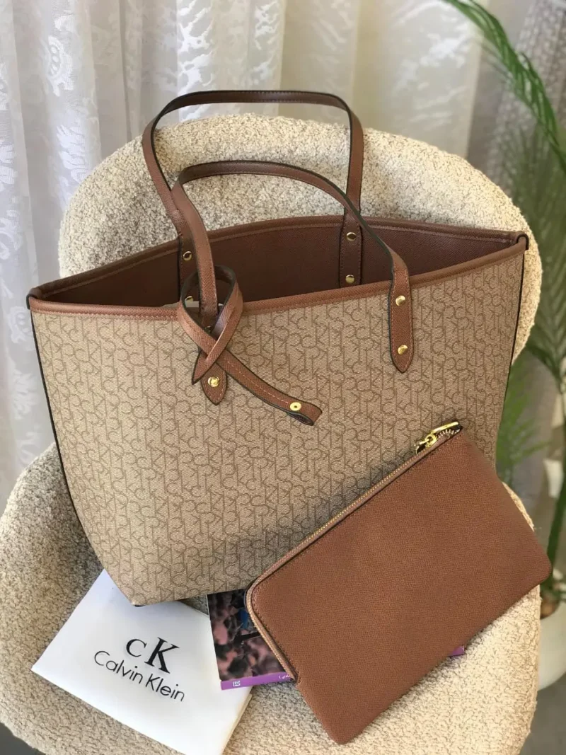 شنطة كالفن كلاين برتقالي