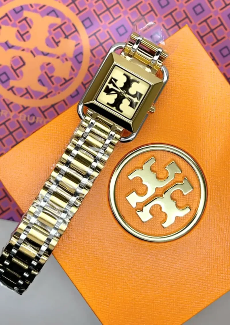 ساعة توري بورش صغيرة