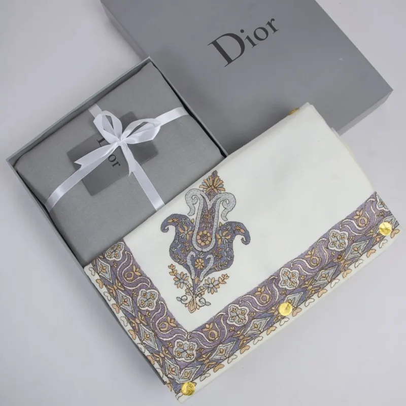 ثوب وغتره كشميري