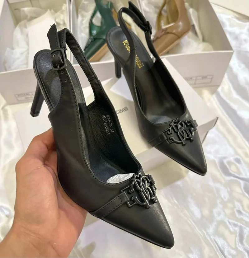 هيلز كعب قصير