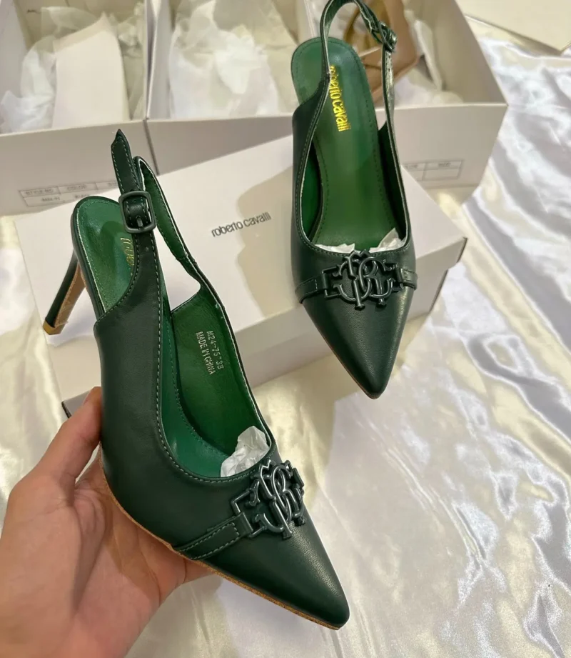 كعب قصير اخضر