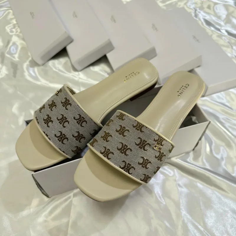 صندل نسائي فخم