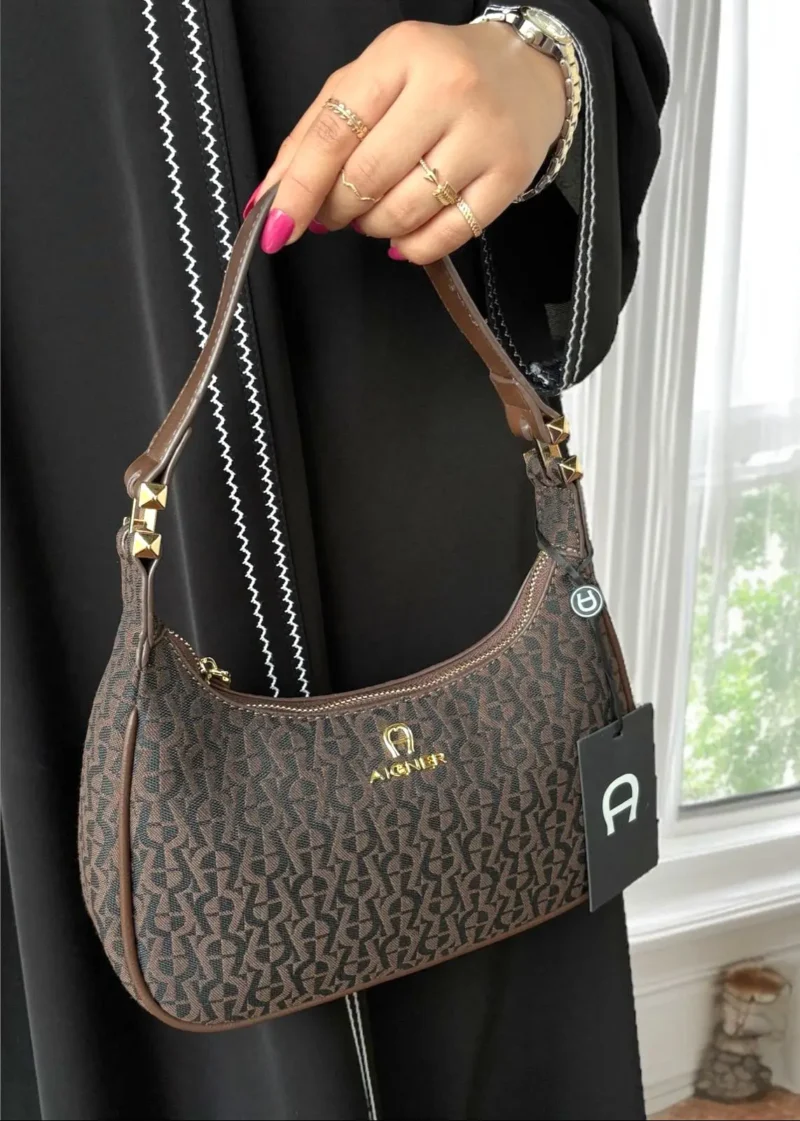 شنطة اقنر بني