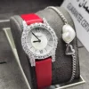 ساعه شوبارد نسائيه جلد احمر