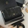 شنطه اقنر كتف سوداء ميني