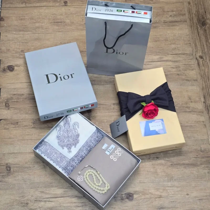 طقم شتوي قماش وغترة