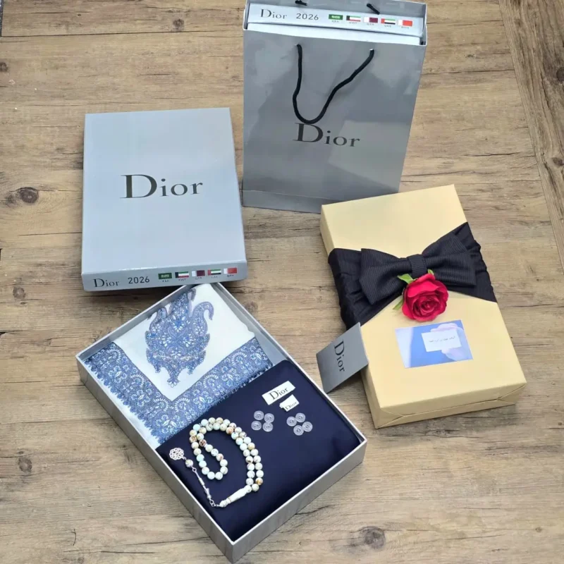 هديه رجالي شماغ كشميري وقماش شتوي