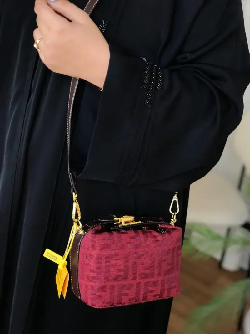 شنط فندي الصغار