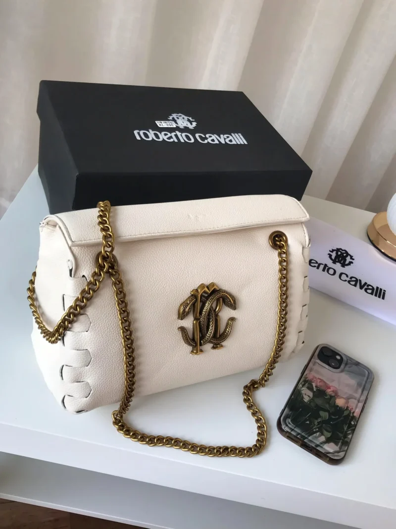 شنطة نسائية لون ابيض