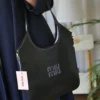 شنطة يد ميو ميو