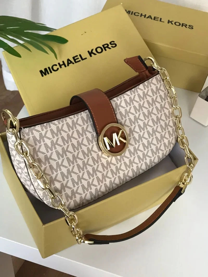 شنطة نسائي مايكل كورس