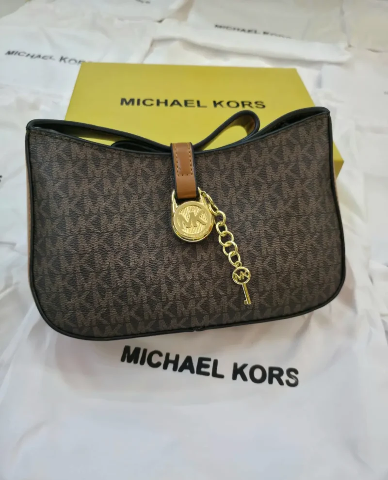 شنطه مايكل كورس الكتف