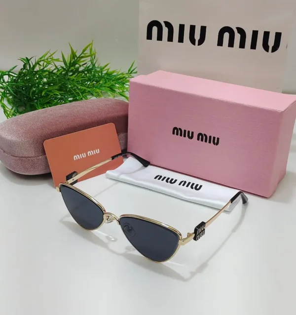 نظارات miu miu