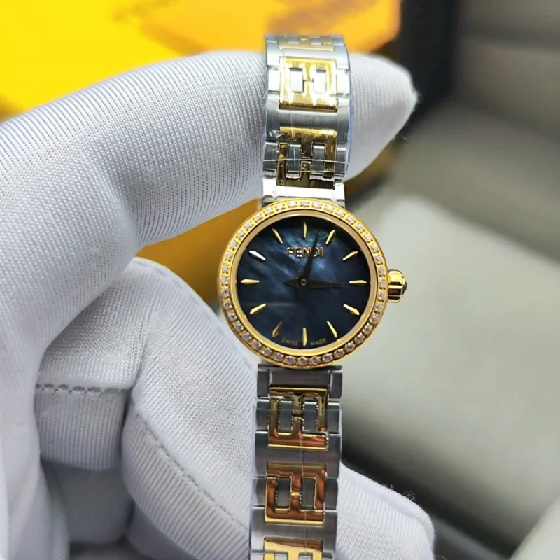 ساعة فندي فوريفر نسائي