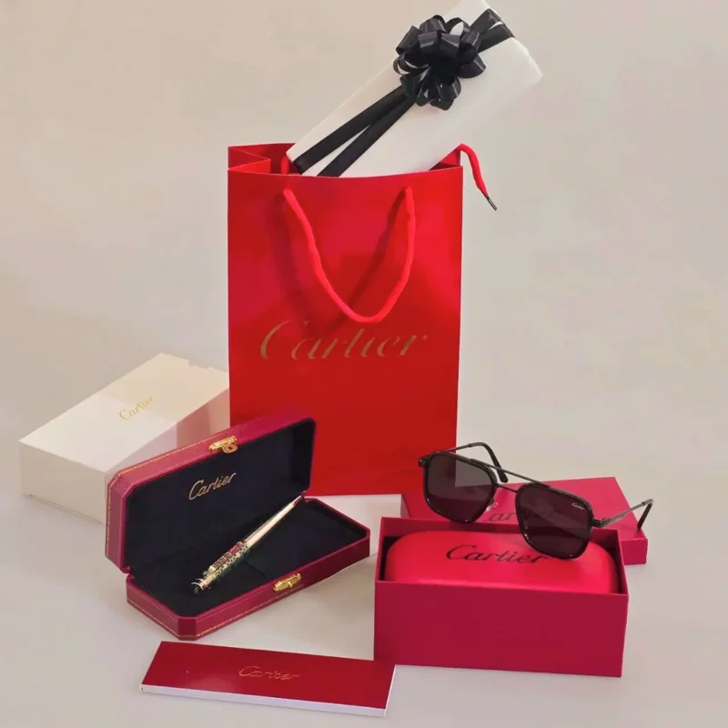 هدية نظارة وقلم كارتير