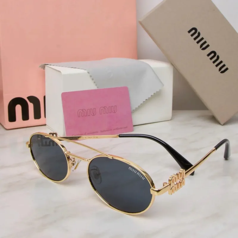 نظارة ميو ميو اسود