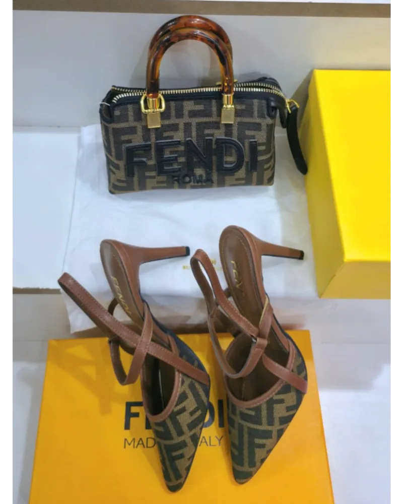 طقم فندي كعب مع شنطه