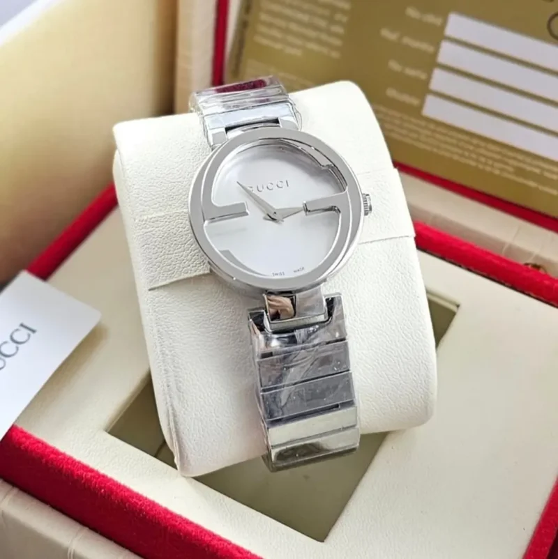 ساعه قوتشي نسائيه جديده