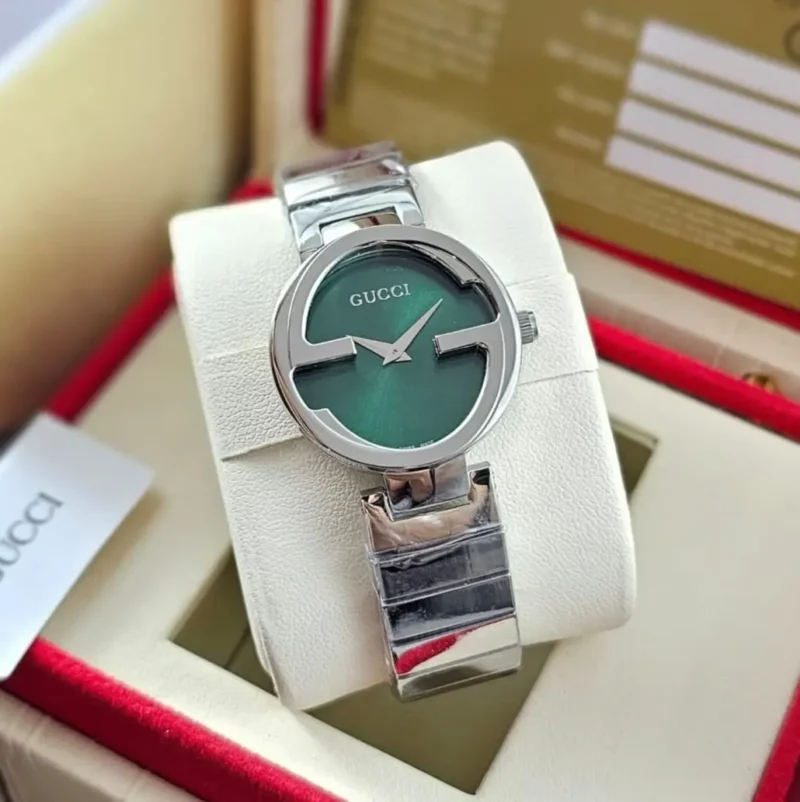 ساعة غوتشي نسائي