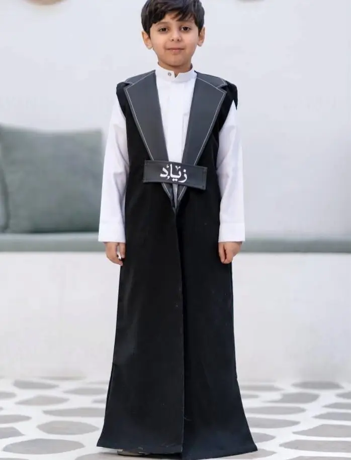 دقلة اطفال سوداء