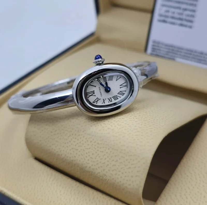 ساعه كارتير فضيه صغيره