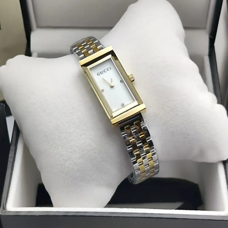 ساعة قوتشي نسائي مستطيل