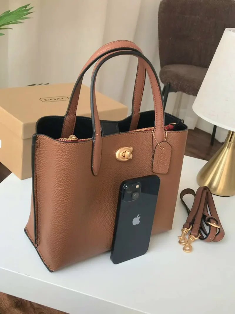 شنطة كوتش مستيطلة