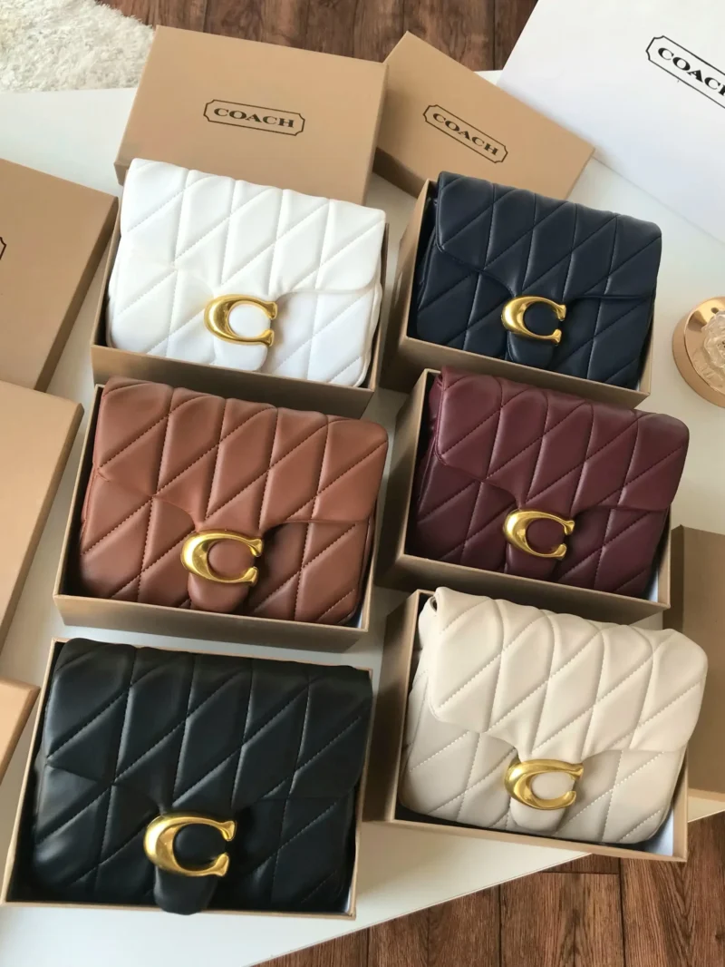 شنط كتف صغيره ماركة كوتش