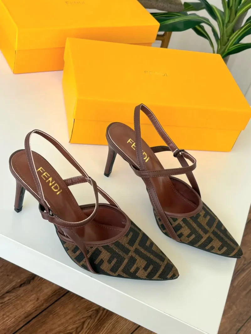 كعب فندي الجديد