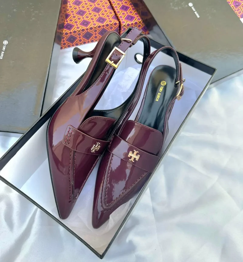 كعب توري بورش العنابي