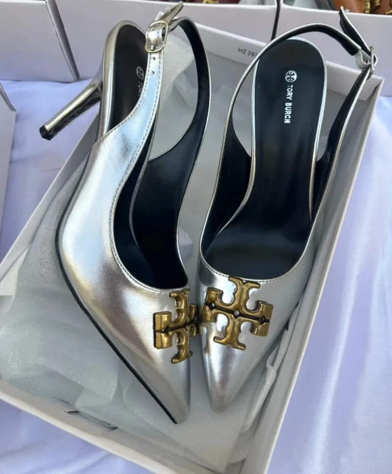 كعب فضي توري بورش