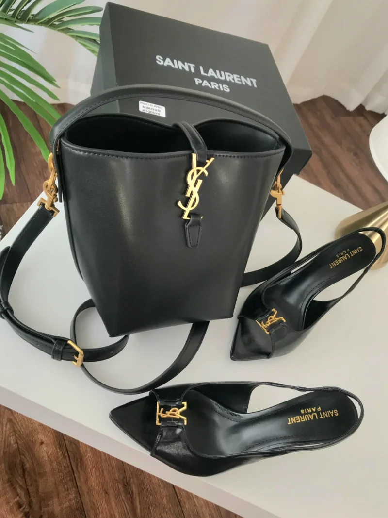 شنط وكعب سان لوران