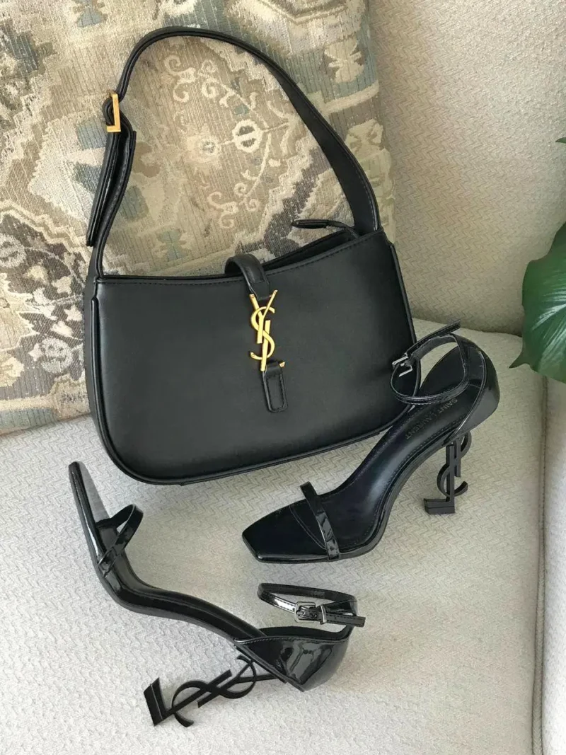 شنطه وكعب ysl