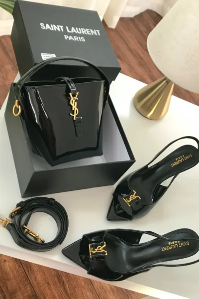 شنطه وكعب سان لوران